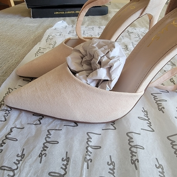 New Lulus natural color Wylenn heels 6.5 - Picture 10 of 16